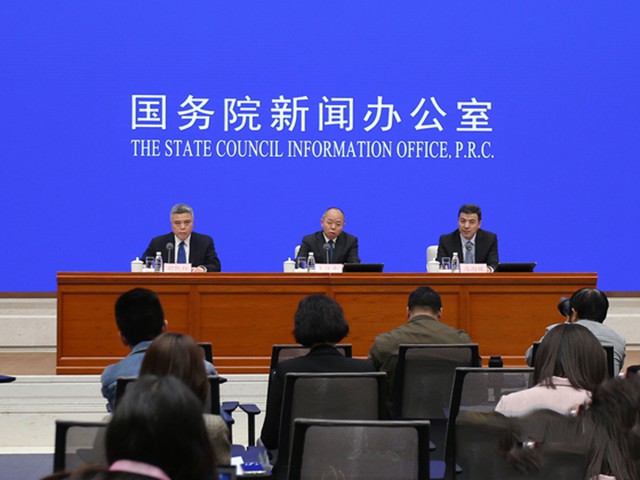 1555313470733736.jpg 吹风会主席台替换_large.jpg