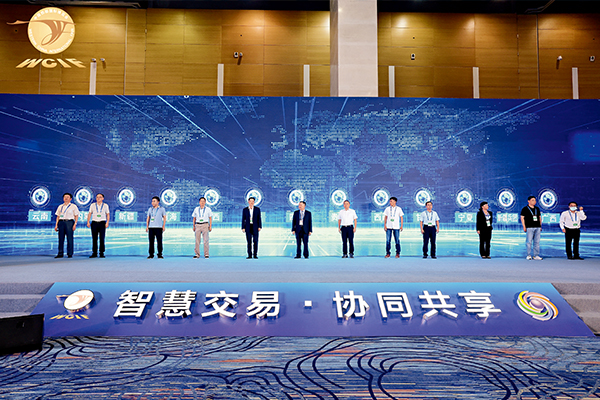 2bce7ced9dbf4d9e9fb826bf5d84f586.jpg 未标题-2.jpg
